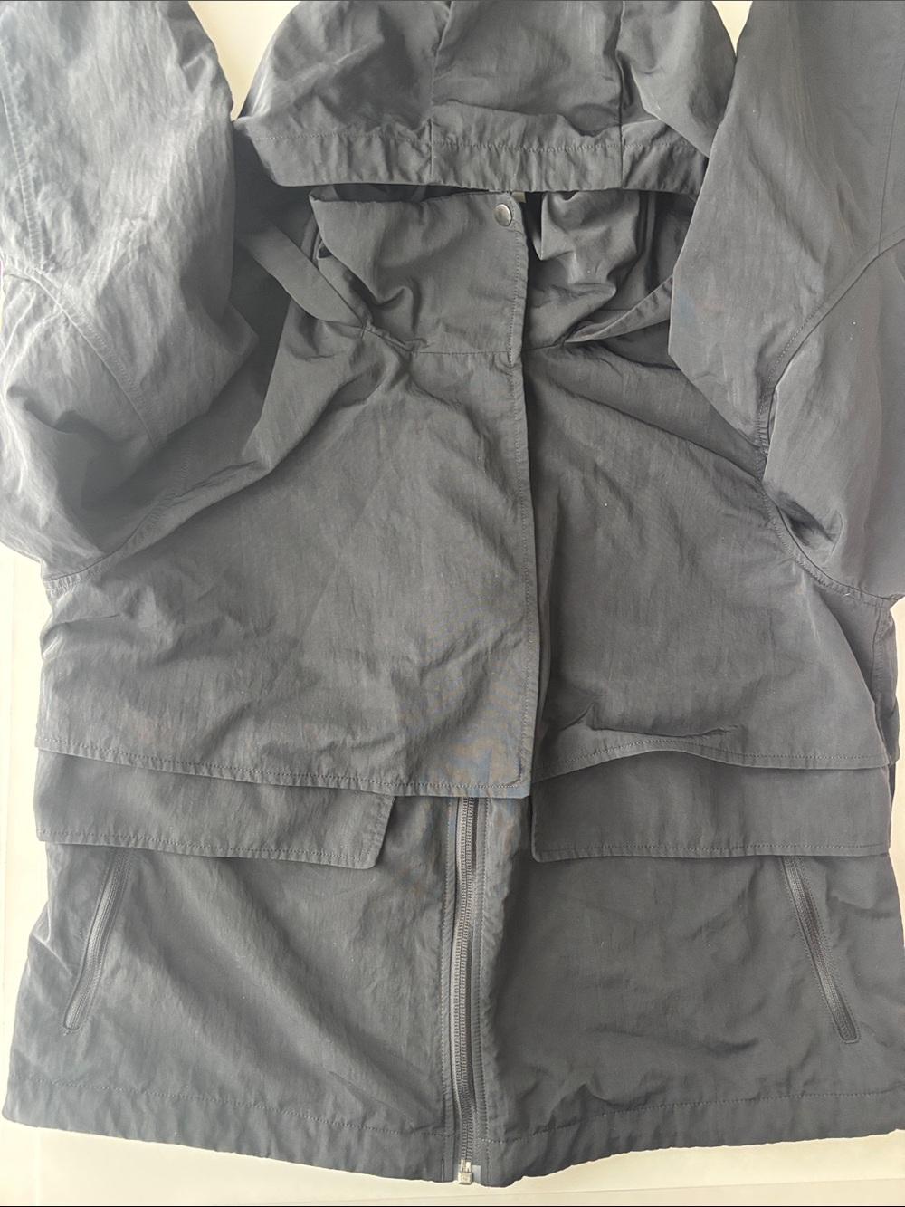 Lululemon Always Effortless Insulated Jacket
- Black - Picture 9 of 15
